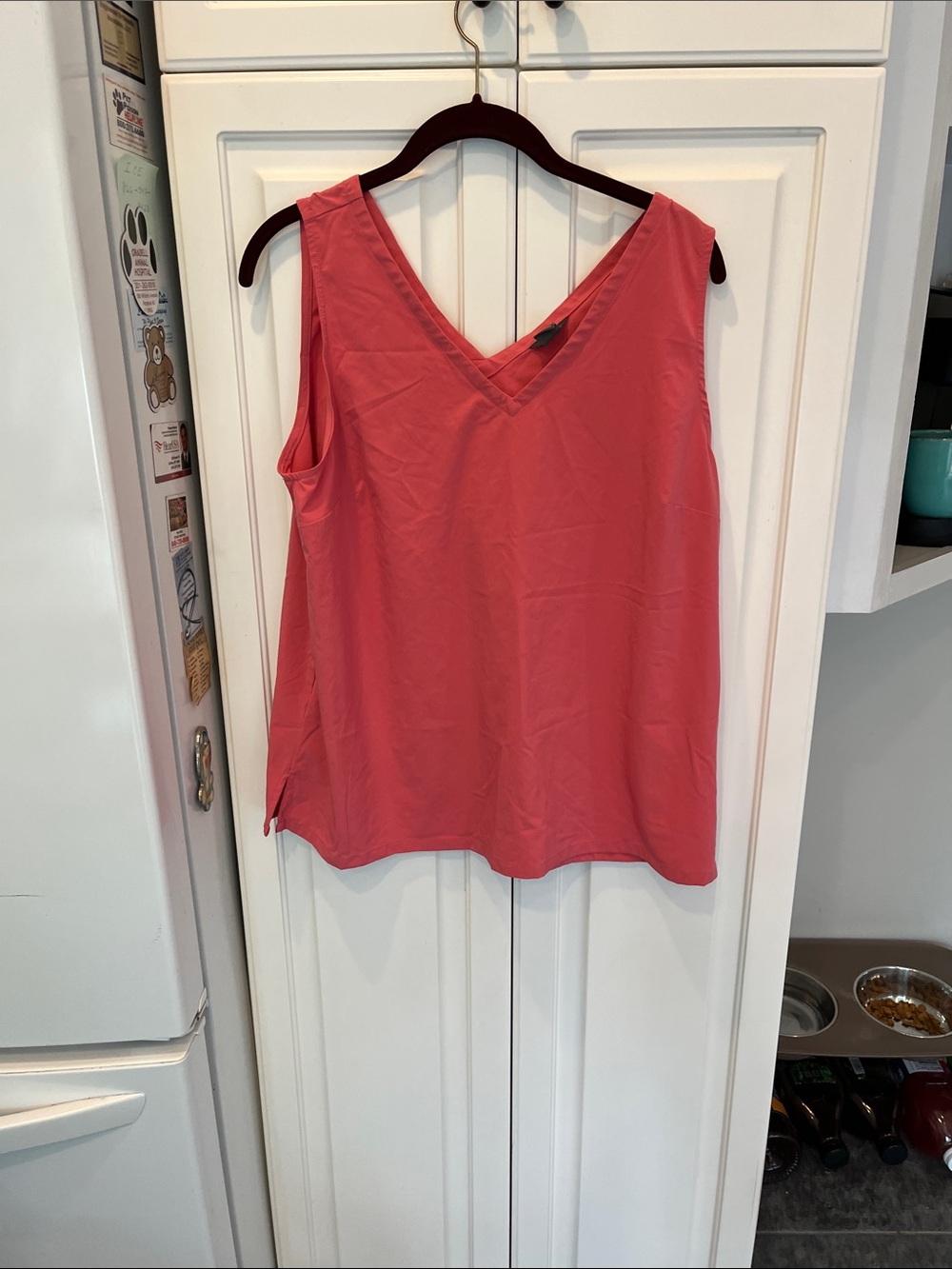 Eddie Bauer Womens Coast Club PolyCotton V-Neck Sleeveless Tank Top  - Coral